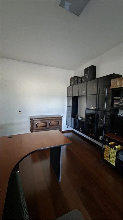 Casa à venda com 5 quartos, sendo 4 suítes, em Butantã, São Paulo, SP