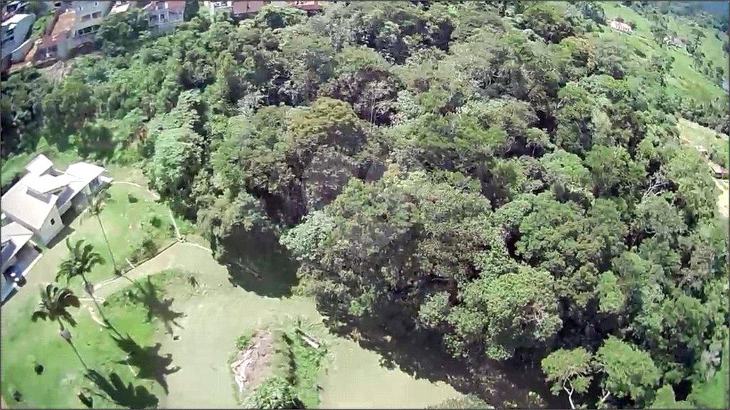 Sítio à venda com 7 quartos, sendo 5 suítes, em Jardim Vinhas do Sol (mailasqui), São Roque, SP