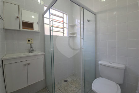 Casa à venda com 3 quartos, sendo 1 suíte, no condomínio Parque das Árvores, Sorocaba - SP