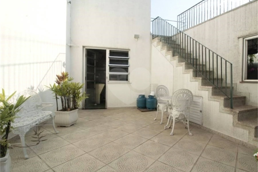 Sobrado à venda com 4 quartos, sendo 2 suítes, em Santana, São Paulo, SP