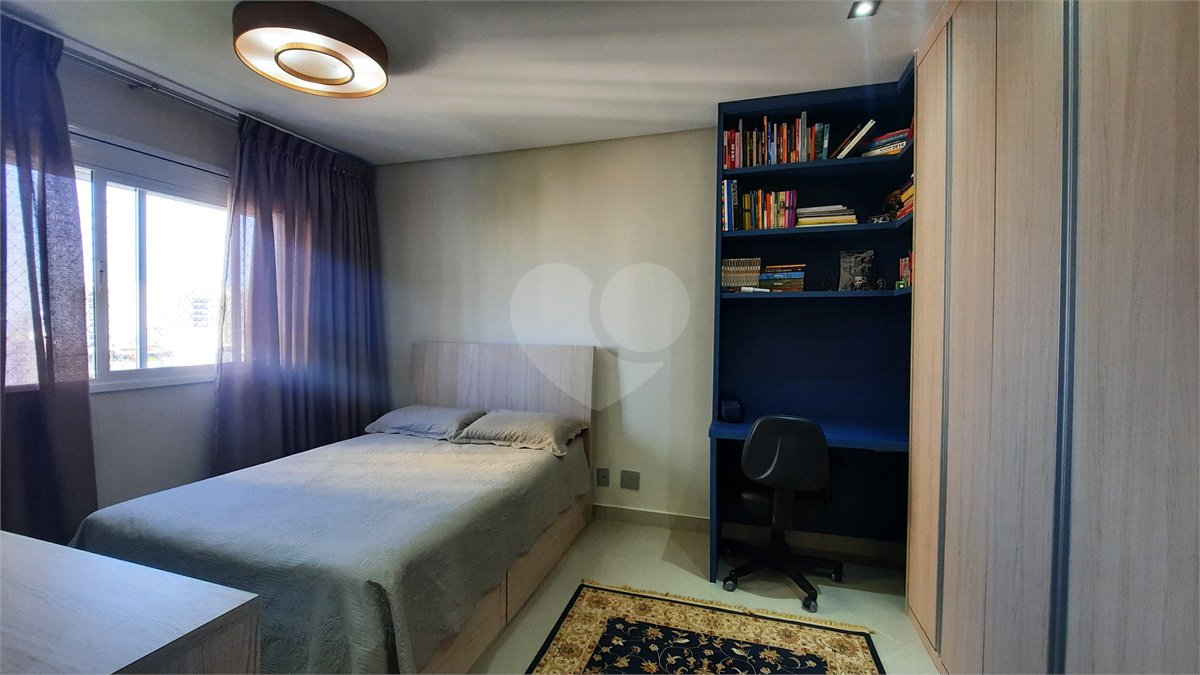 Apartamento à venda com 3 suítes em Jardim Marajoara, São Paulo, SP