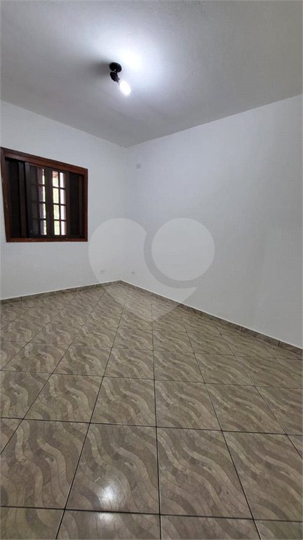 Chácara à venda com 3 quartos, sendo 2 suítes, em Planalto Verde, São Roque, SP