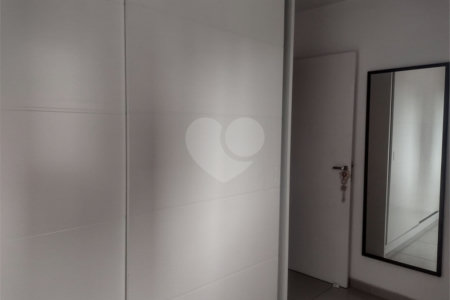 Apartamento à venda com 3 quartos, sendo 1 suíte, em Vila Polopoli, São Paulo, SP