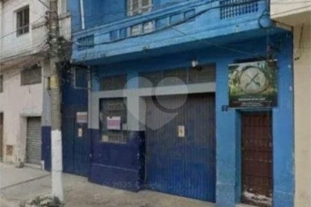 Galpão com 409m² , 10 vagas de garagem , 3 banheiros , 3 salas , à venda na Moóca.