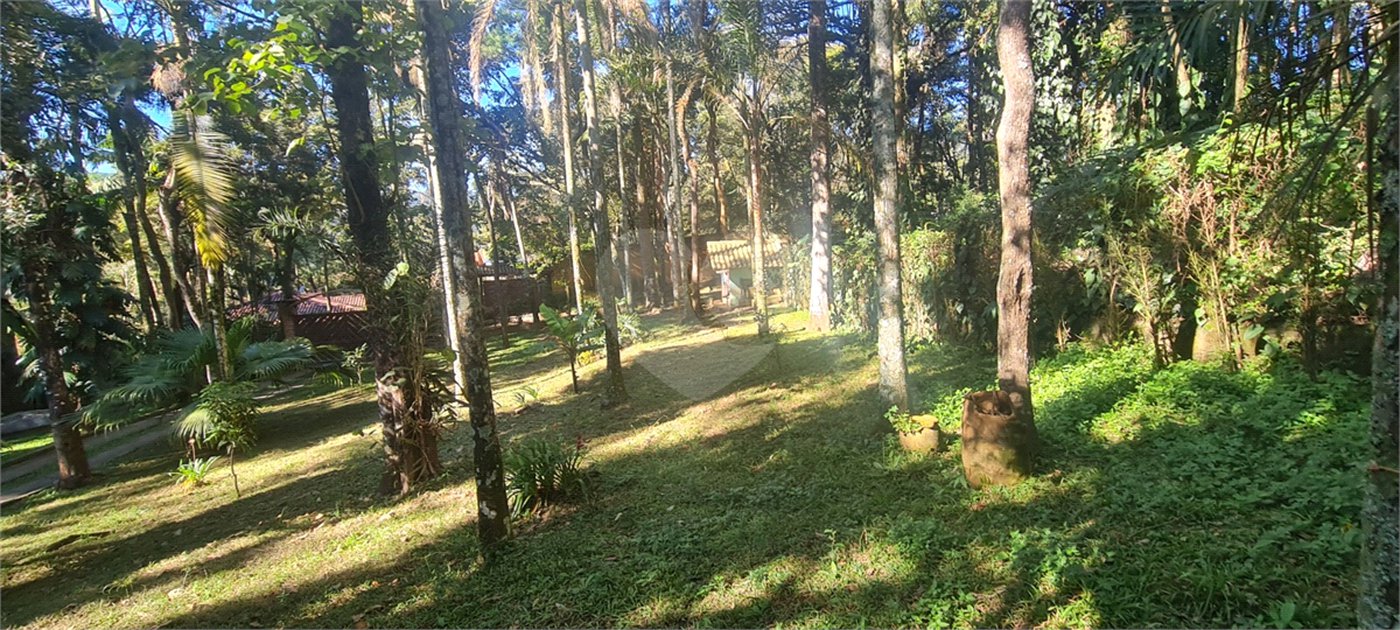 Casa à venda com 4 suítes em Serra da Cantareira, Mairiporã, SP