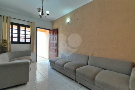 Casa Térrea à venda com 3 quartos em Vila Gustavo, São Paulo, SP