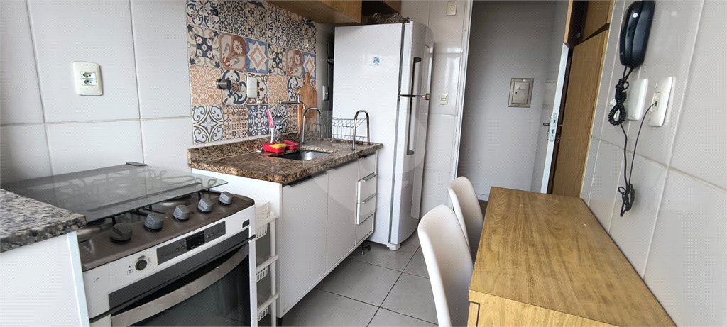 Apartamento à venda com 2 quartos em Jardim Ivana, São Paulo, SP