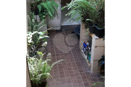Sobrado à venda com 2 quartos em Vila Mazzei, São Paulo, SP
