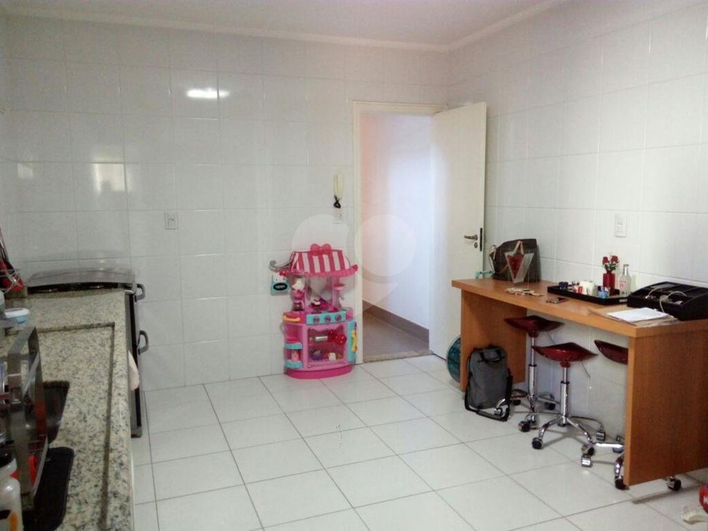 Sobrado à venda com 3 quartos, sendo 1 suíte, em Horto Florestal, São Paulo, SP