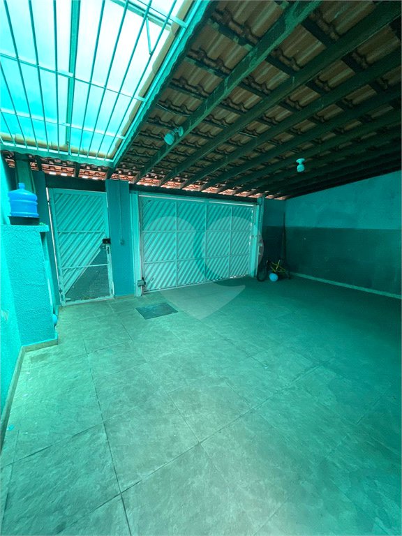 Casa à venda com 3 quartos, sendo 1 suíte, em Vila Júlia, Poá, SP