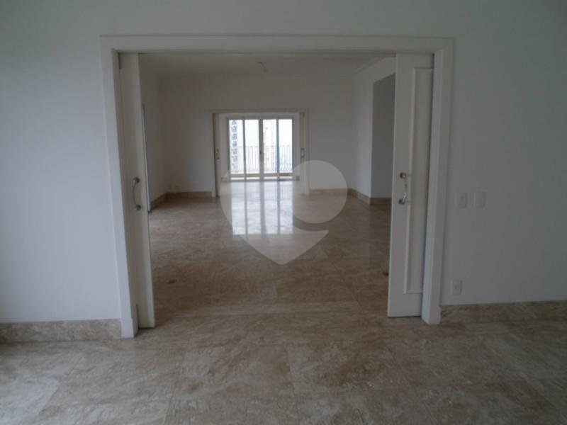 Apartamento à venda com 4 suítes em Panamby, São Paulo, SP
