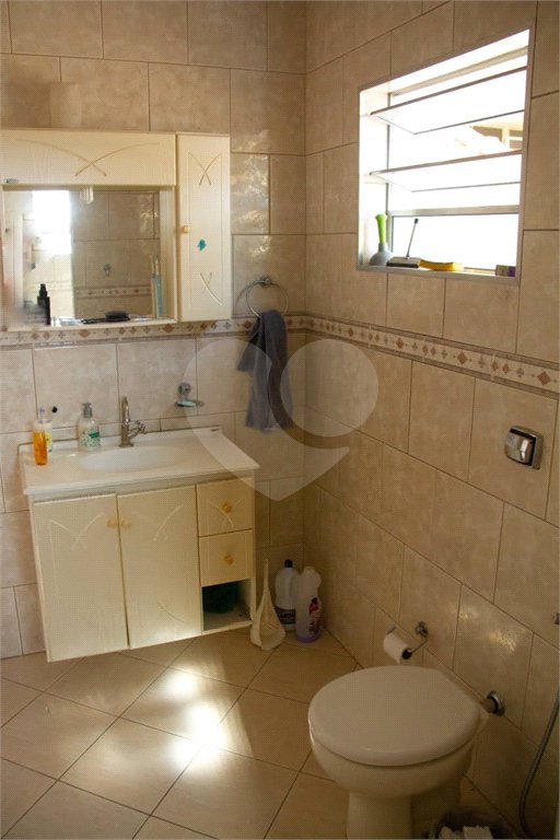 Casa Térrea à venda com 3 quartos, sendo 1 suíte, em Vila Irmãos Arnoni, São Paulo, SP