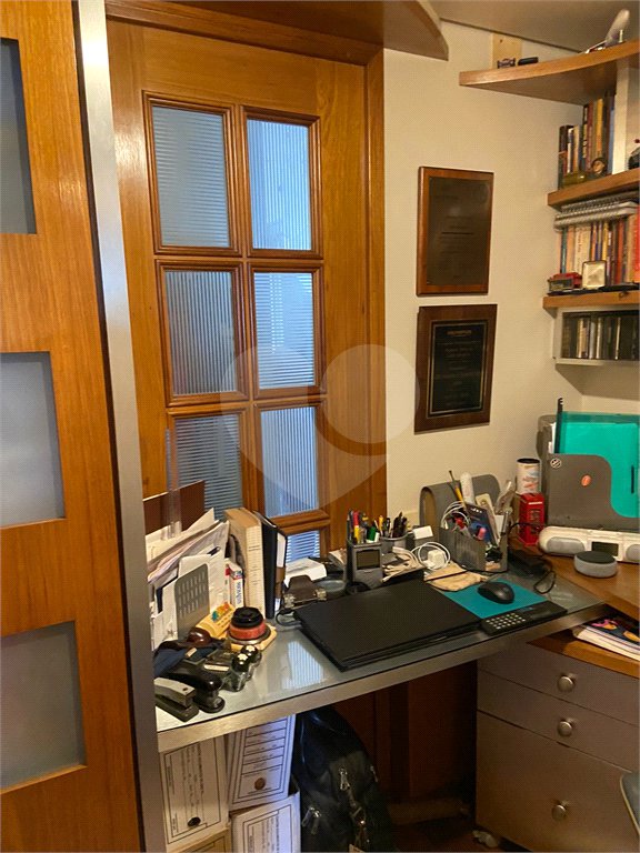 Apartamento à venda com 4 quartos, sendo 3 suítes,  em Cidade São Francisco, São Paulo, SP