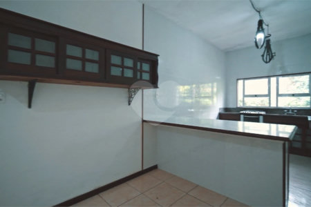 Terreno à venda com 6 quartos no condomínio Quinta dos Lagos, Cotia - SP