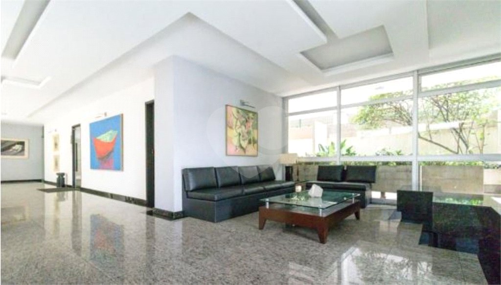 Apartamento à venda com 3 quartos, sendo 1 suíte, em Pinheiros, São Paulo, SP