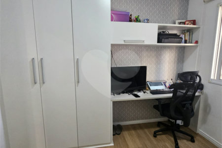 Apartamento à venda com 3 quartos, sendo 1 suíte,  em Jardim das Vertentes, São Paulo, SP