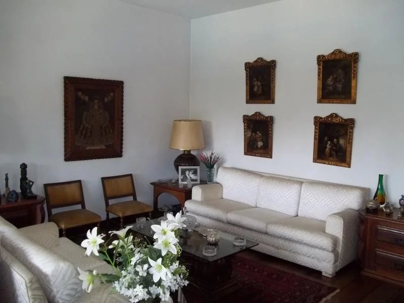 Casa à venda com 4 suítes em Jardim Guedala, São Paulo, SP