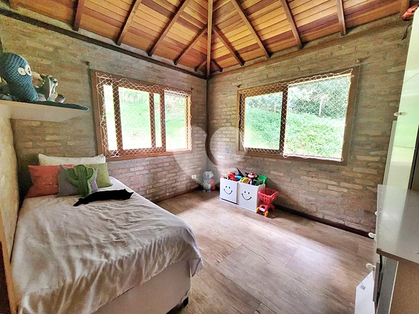 Casa à venda com 3 quartos, sendo 1 suíte, em Serra da Cantareira, Mairiporã, SP