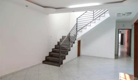 Casa à venda com 3 suítes em Vila Flórida, Guarulhos, SP