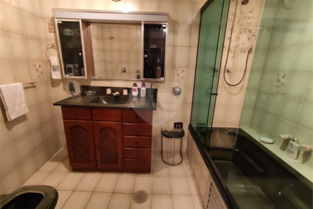 Sobrado à venda com 4 quartos, sendo 1 suíte, em Água Fria, São Paulo, SP