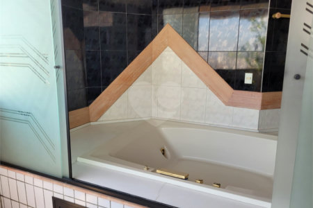Apartamento à venda com 6 quartos, sendo 1 suíte, em Parque da Mooca, São Paulo, SP