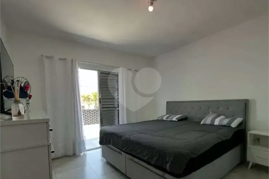 Sobrado à venda com 4 quartos, sendo 1 suíte, em Vila Pirituba, São Paulo, SP