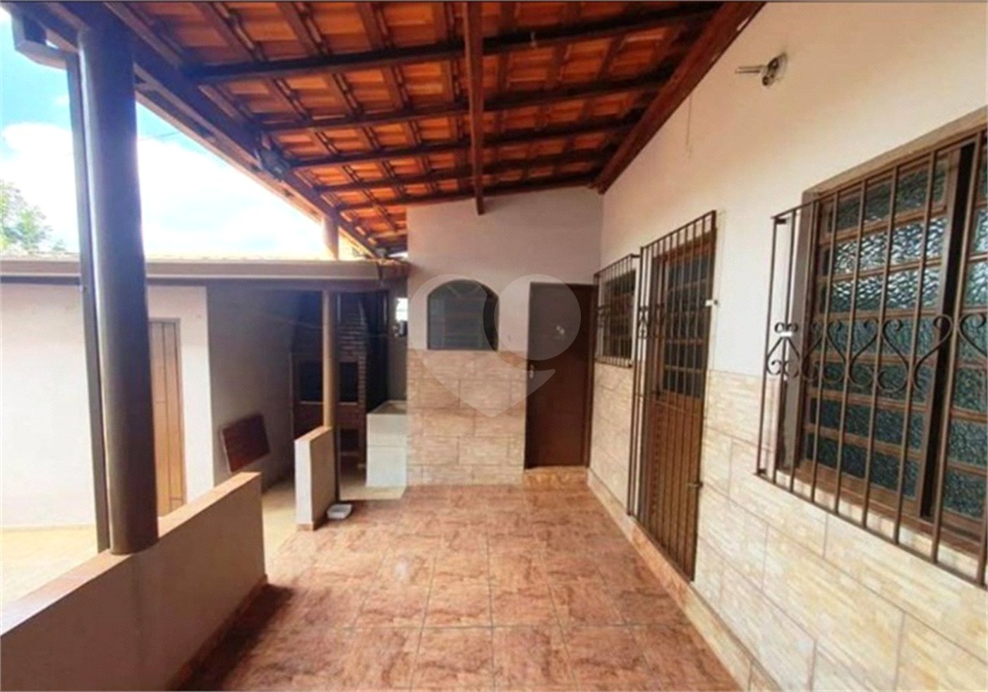 Casa à venda com 3 quartos, sendo 1 suíte, no Centro, Ouro Fino, MG