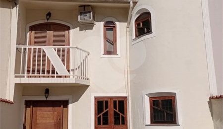 Casa à venda com 4 quartos, sendo 3 suítes,  em Alto Ipiranga, Mogi das Cruzes, SP