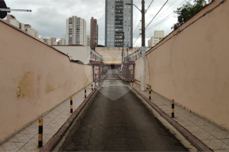 Casa à venda com 3 quartos, sendo 1 suíte, em Santana, São Paulo, SP