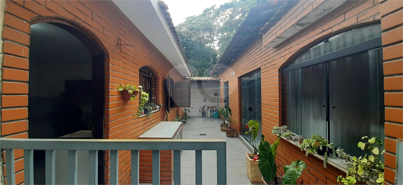 Casa à venda com 3 quartos, sendo 1 suíte, em Jaçanã, São Paulo, SP