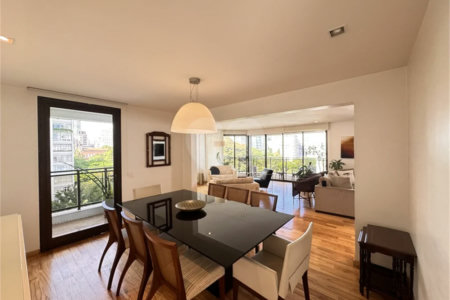 Higienópolis: Apartamento de 350 m2, 4 suítes, 5 vagas.