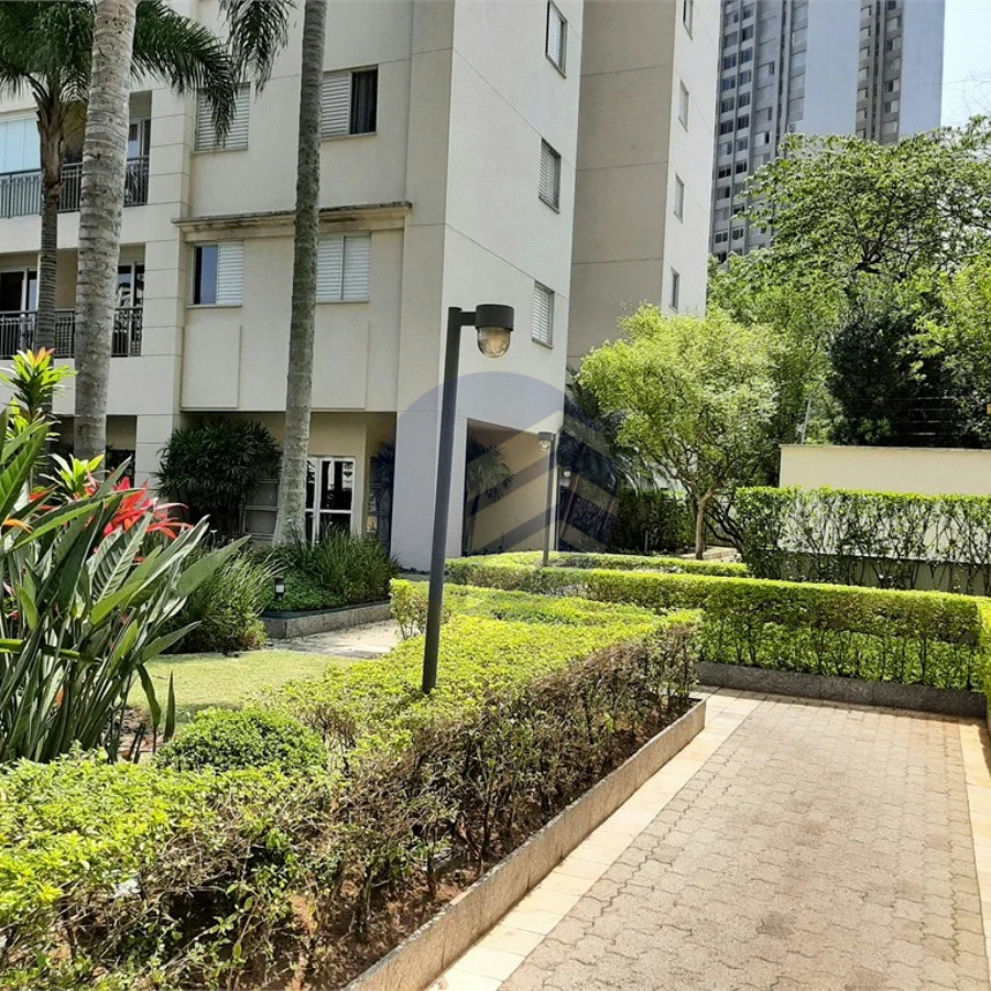 Apartamento à venda ou para alugar com 3 quartos, sendo 1 suíte, em Vila Suzana, São Paulo - SP
