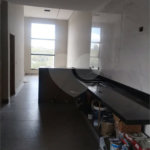 Casa em Atibaia com 3 dormitórios (1 suíte), sala 2 ambientes, piscina, 2 vagas de garagem, aceita financiamento
