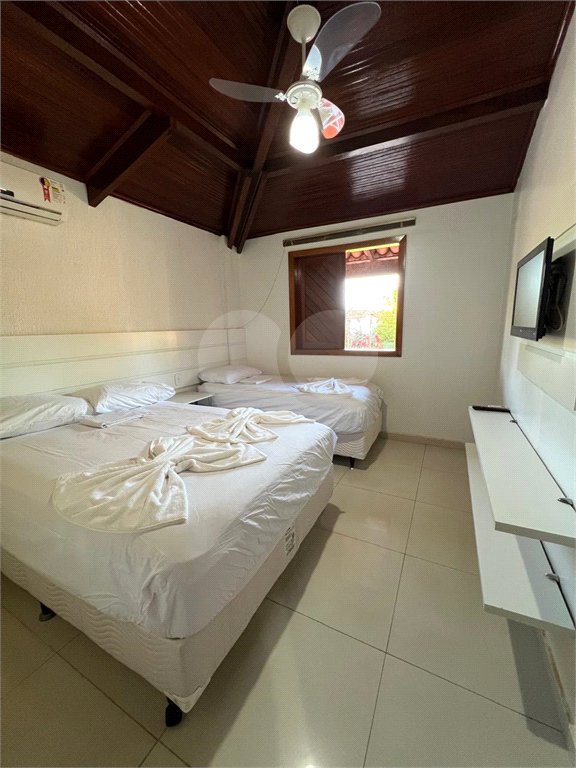 Apartamento à venda com 1 quarto em Taperapuan, Porto Seguro, BA