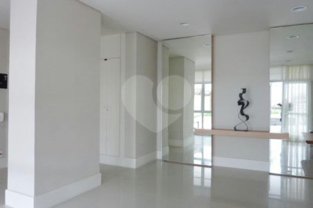 Apartamento à venda com 2 quartos em Vila Anastácio, São Paulo, SP