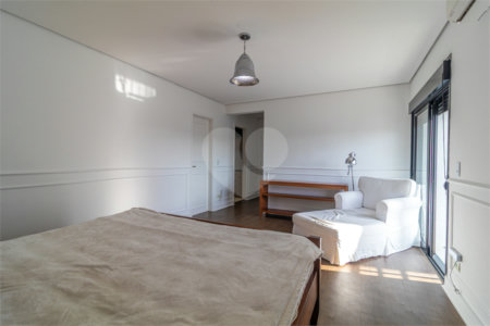 Apartamento à venda com 4 suítes em Jardim Marajoara, São Paulo, SP