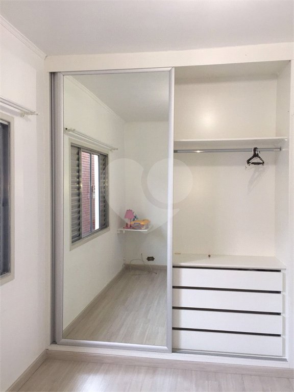 Casa à venda com 6 quartos, sendo 3 suítes, em Parque Jabaquara, São Paulo, SP