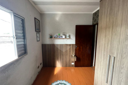 Casa à venda com 3 quartos, sendo 1 suíte, em Jardim Dourado, Guarulhos, SP