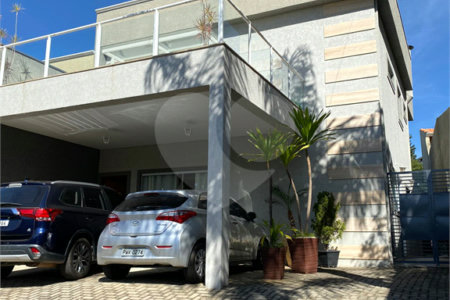 Sobrado à venda com 3 suítes em Jardim Paulista, Atibaia, SP