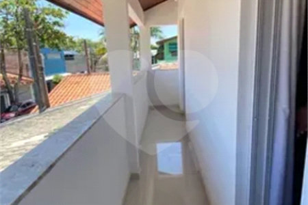 Sobrado à venda com 4 quartos, sendo 1 suíte, em Jardim Colorado, São José dos Campos, SP