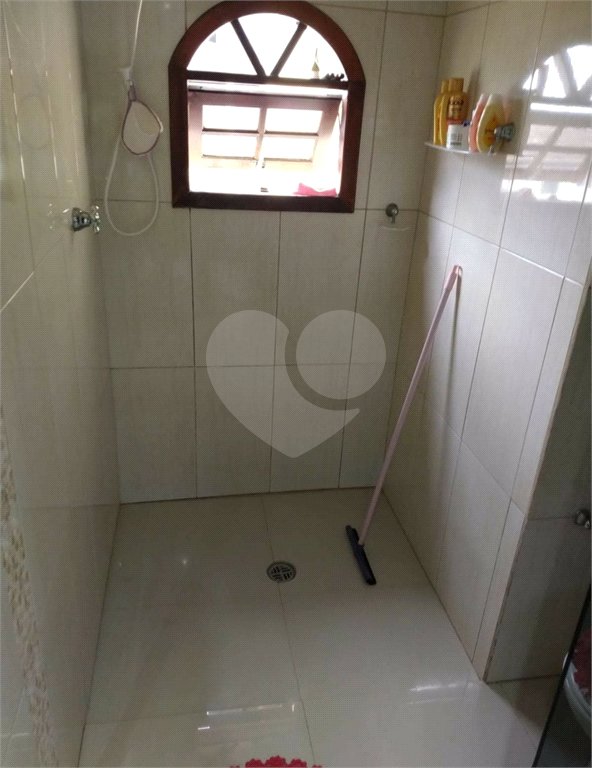 Sobrado à venda com 3 quartos, sendo 1 suíte,  em Jardim Santa Rita de Cássia, Suzano, SP