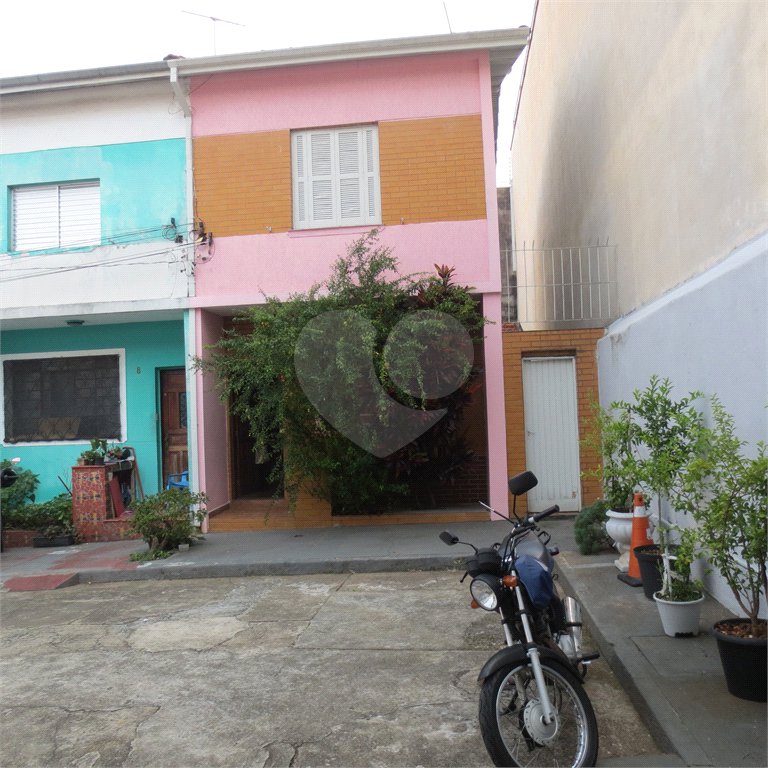 Casa de Vila à venda com 2 quartos em Vila Gumercindo, São Paulo, SP