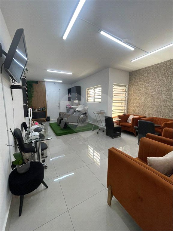 Sobrado à venda com 5 quartos, sendo 1 suíte, em Santa Teresinha, São Paulo, SP