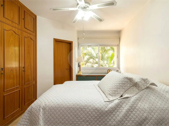Apartamento à venda com 3 quartos, sendo 1 suíte,  em Brooklin, São Paulo, SP