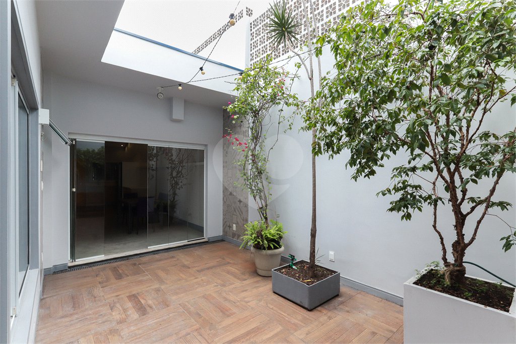 Casa à venda com 2 quartos, sendo 1 suíte,  em Chácara Santo Antônio, São Paulo, SP