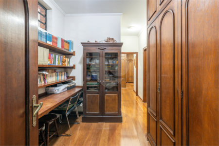 Casa à venda com 6 quartos, sendo 2 suítes, em Jardim Primaveril, Três Lagoas, MS