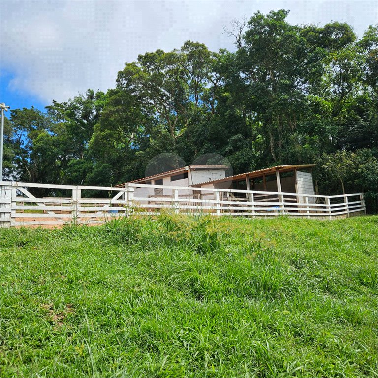 Sítio à venda com 2 quartos, sendo 1 suíte,  em Alto da Serra (mailasqui), São Roque, SP