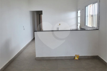 Casa à venda com 2 quartos em Vila São Paulo, Mogi das Cruzes, SP