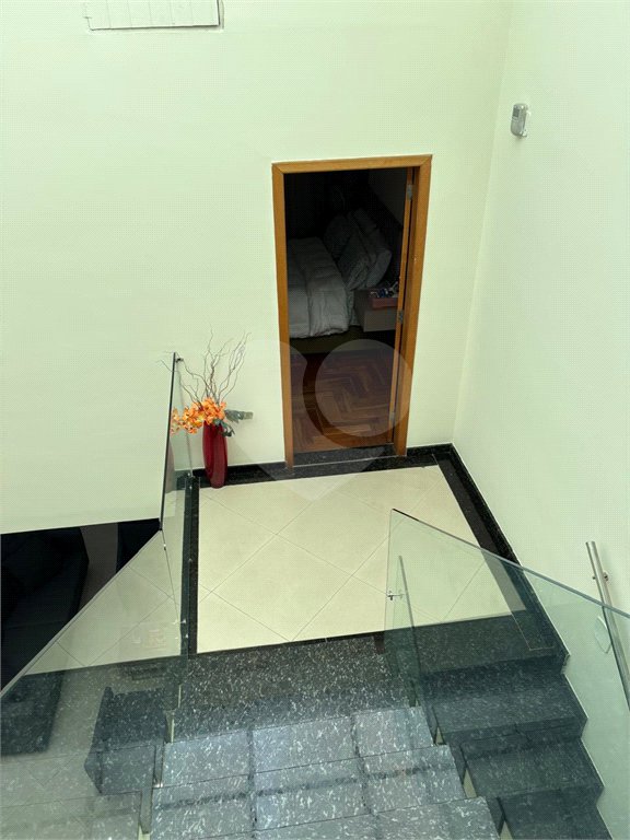Casa à venda com 4 suítes em Vila Lavínia, Mogi das Cruzes, SP