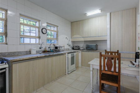 Casa à venda com 3 suítes em Alto de Pinheiros, São Paulo, SP